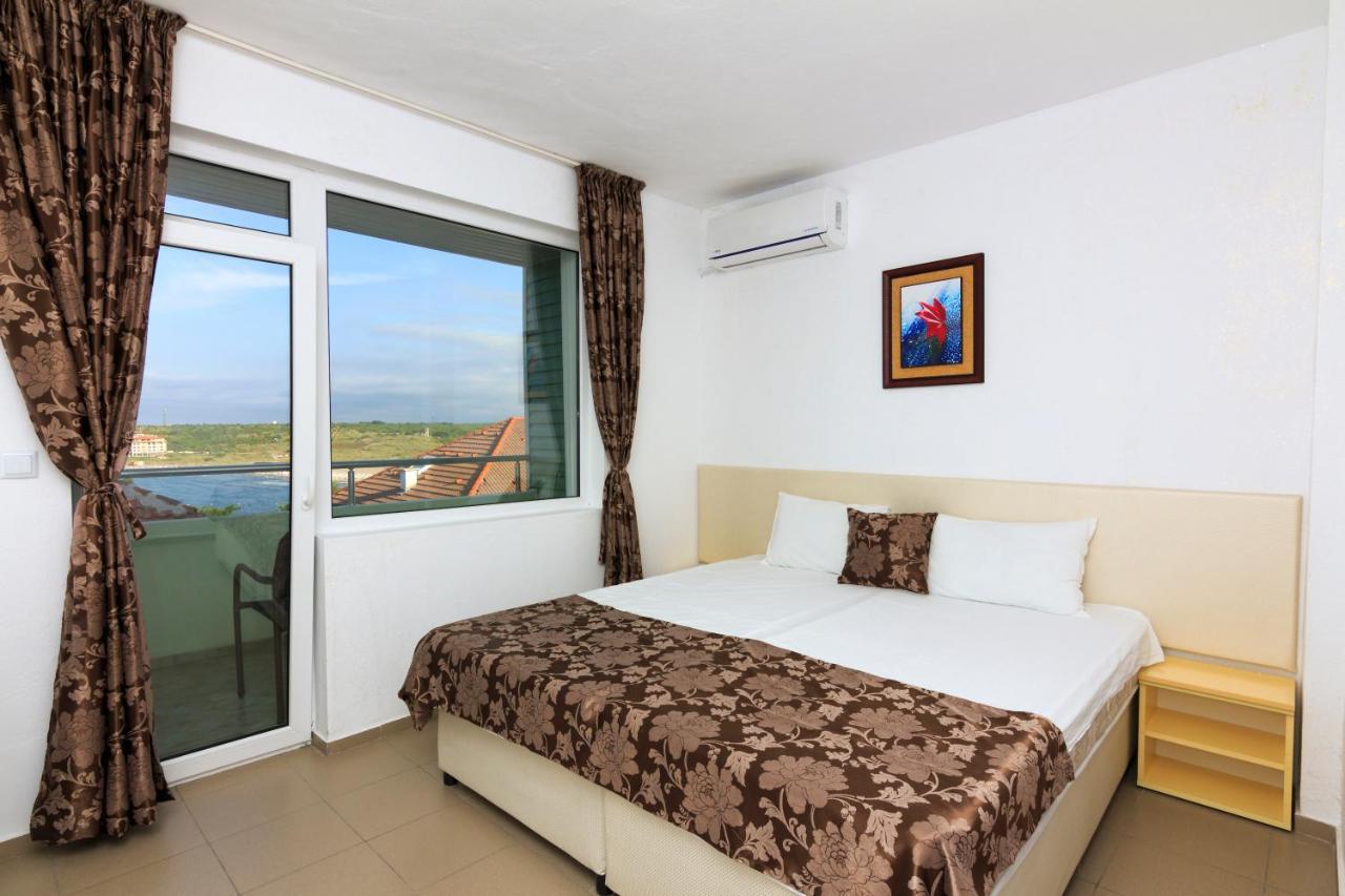 Guesthouse Sunny Dream Tsarevo Exterior foto